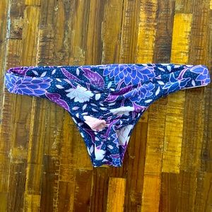 Stone fox bikini bottom
